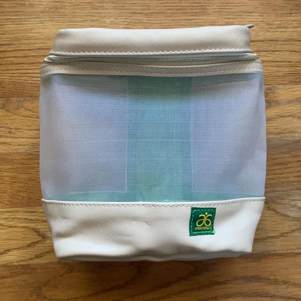 NWOT Arbonne Makeup Travel Bag